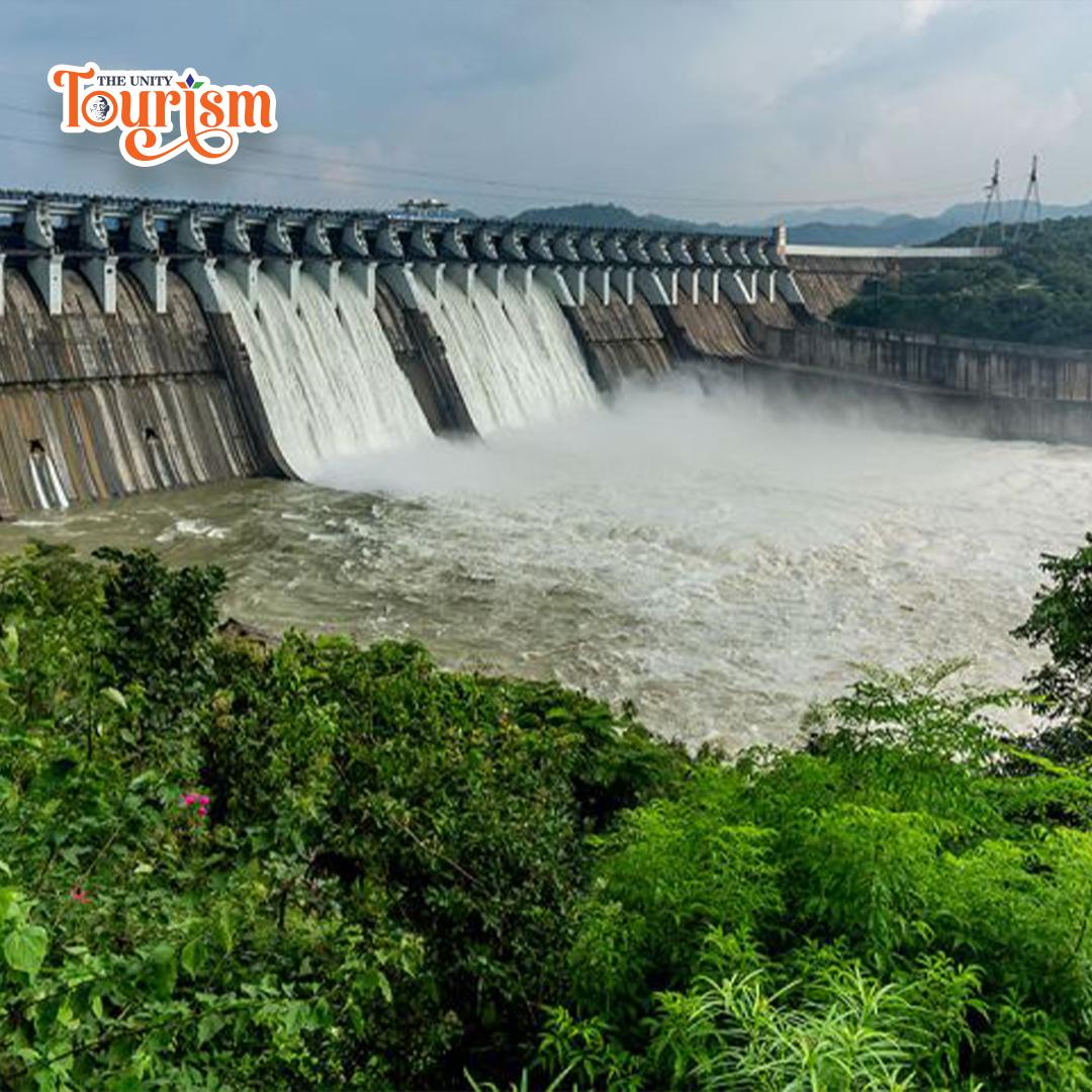 Sardar Sarovar Dam reservoir reflecting sky as seen from Statue of Unity viewpoint
