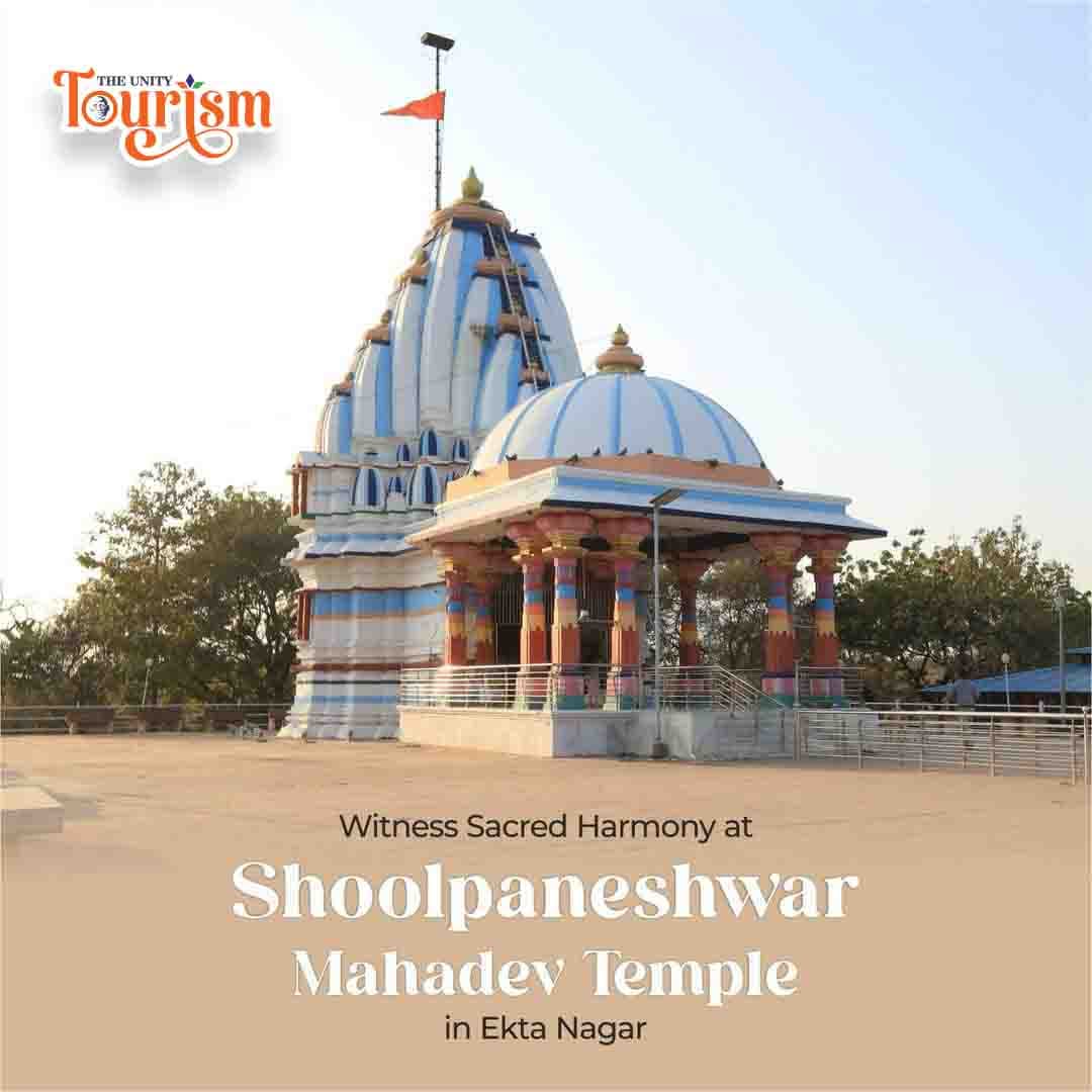 Worshippers experiencing the harmonious sounds of Shoolpaneshwar Mahadev Temple in Ekya Nagar, reflecting its spiritual essence.